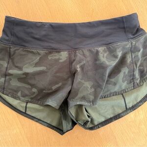 Lululemon camo speed shorts-size 4